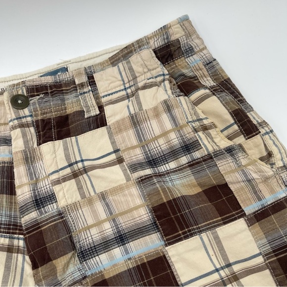 American Eagle Cargo Shorts Mens 32 Madras Plaid Longer Length Patchwork Y2K - Picture 2 of 10